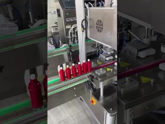 Mit einer Kappe bedeckende Maschine der Flasche
