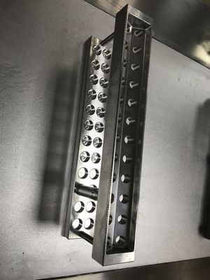 24 Löcher Custom Lippenstift Form V-förmige Diy Lippstift Form Aluminiumlegierung