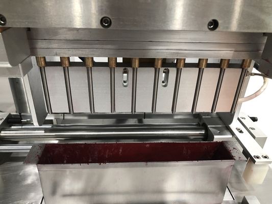 SUS304 Augenbrauen Bleistiftfüllmaschine 12 Löcher Doppelfass Automatische Lippenstiftfüllmaschine