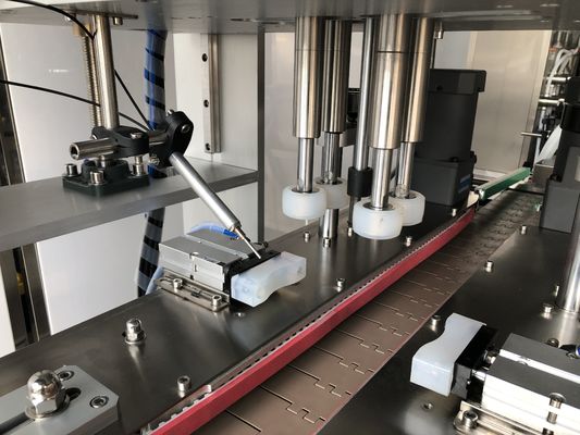 Viele Arten von Flaschen Servo Verschlussmaschine Automatische Flaschenverschluss 20-50 Stück / Min