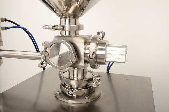 Luftkissen BB Frostfüllmaschine 30-50 Flaschen/Min Make-up Base Füllmaschine Edelstahlmaterial