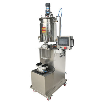 Maschine zur Füllung mit Doppelkopfmaskara und Lipgloss Maschine zur vertikalen Füllung Maschine zur quantitativen Heizung