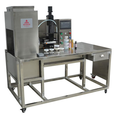 Vierfarbige granulare Kugeln Isolationscreme Füllmaschine Muster Isolationscreme Füllmaschine