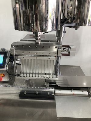 Präzise Zwölf-Loch-Schaum-Stift und Eyeliner Bleistift-Füllmaschine