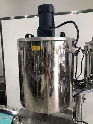 Präzise Zwölf-Loch-Schaum-Stift und Eyeliner Bleistift-Füllmaschine