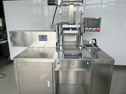 Vollautomatische Blush-Pulverpressmaschine mit 3 Formen/Minute