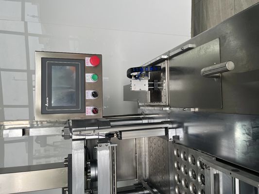 Vollautomatische Blush-Pulverpressmaschine mit 3 Formen/Minute